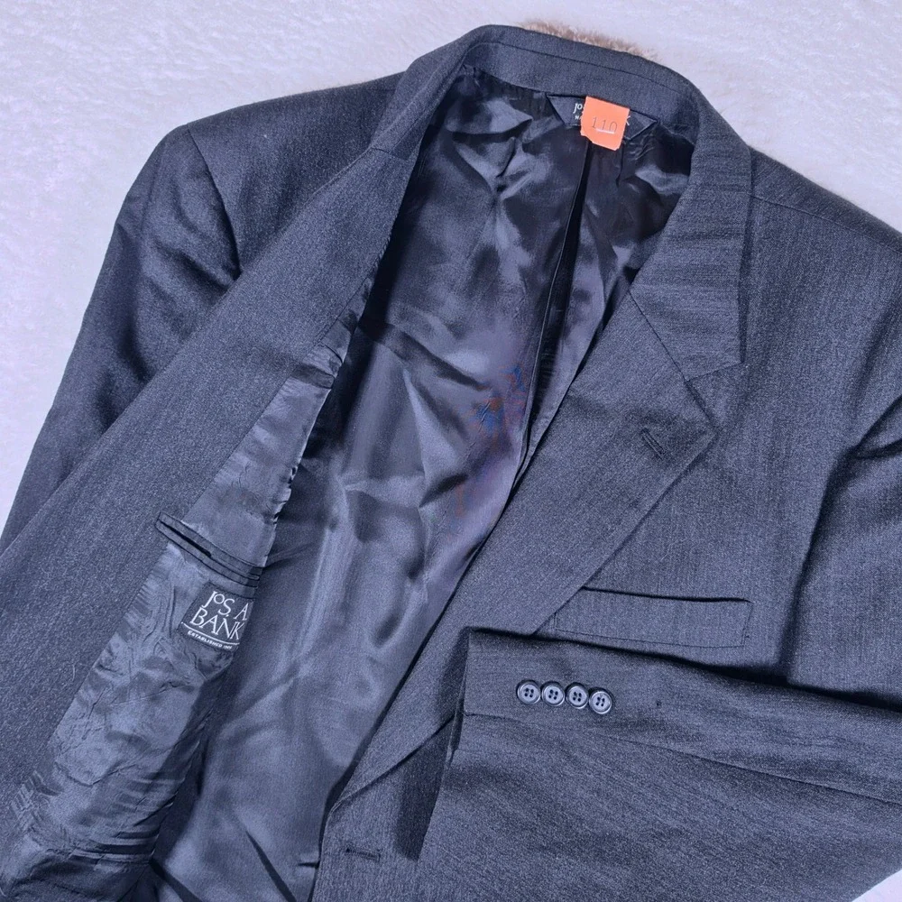 Jos A Bank Sport Coat Mens 46R Charcoal Gray Wool Cashmere Herringbone Blazer
